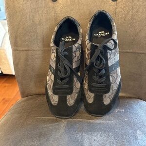 Women’s Coach Kelson Signature Logo Canvas Suede Sneakers Black Grey 7.5